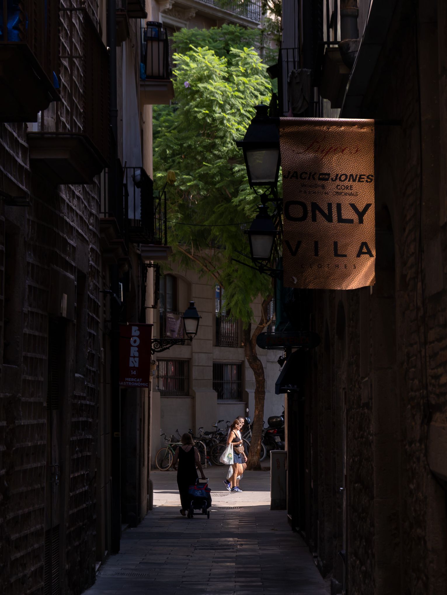 STREET IVP 24